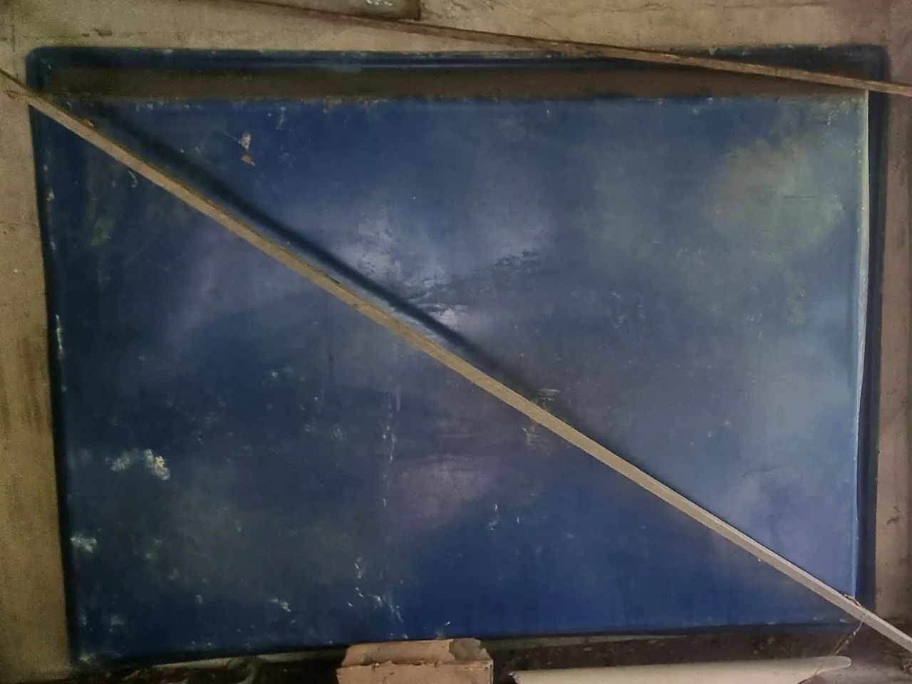 Caixa de plastico para fazer concreto. Tamanho 1.07 X 2.00