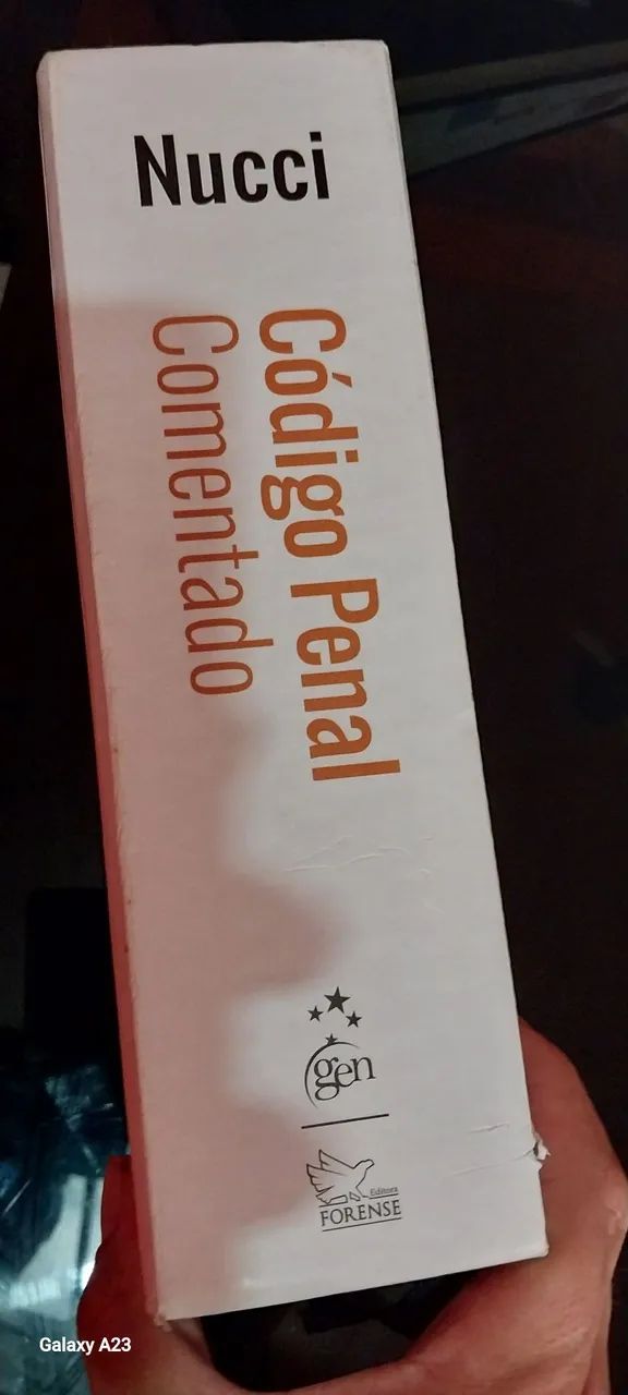 Livro Codigo Penal comentado  - Foto 3