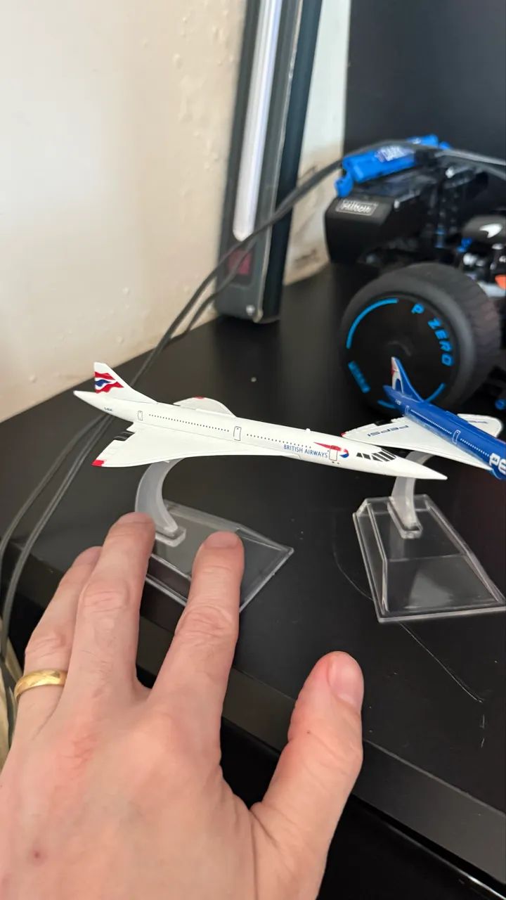 Miniatura de avião Concorde Britsh Airways 1:500