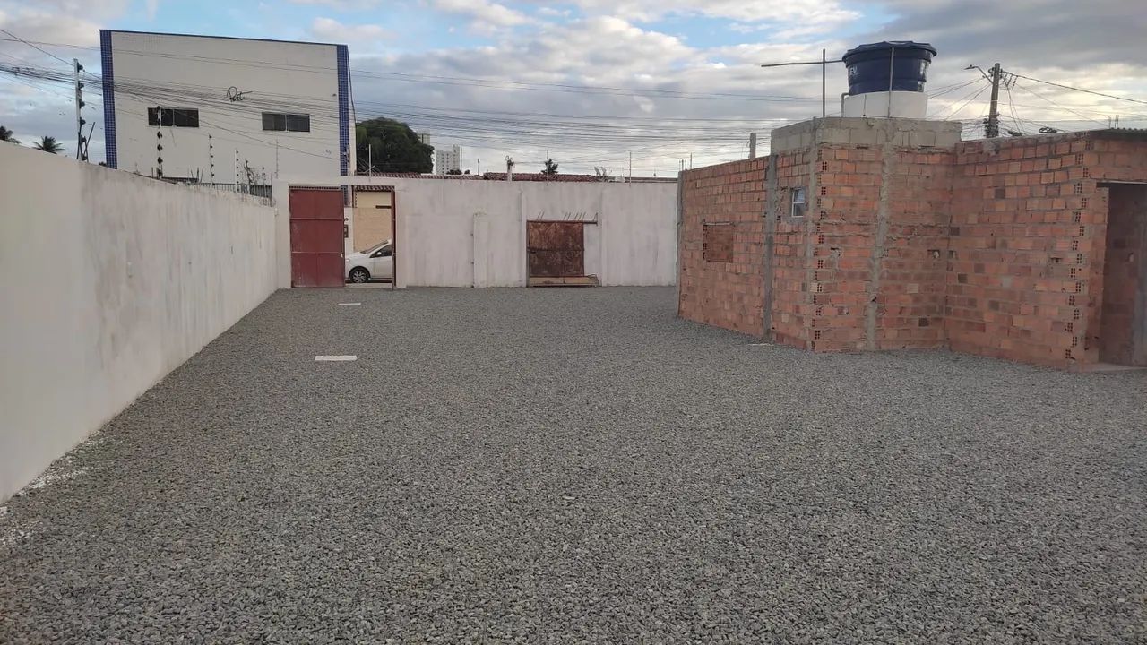 Imóvel para aluguel possui 600 metros quadrados em Lagoa Grande - Feira de Santana - BA - Foto 4