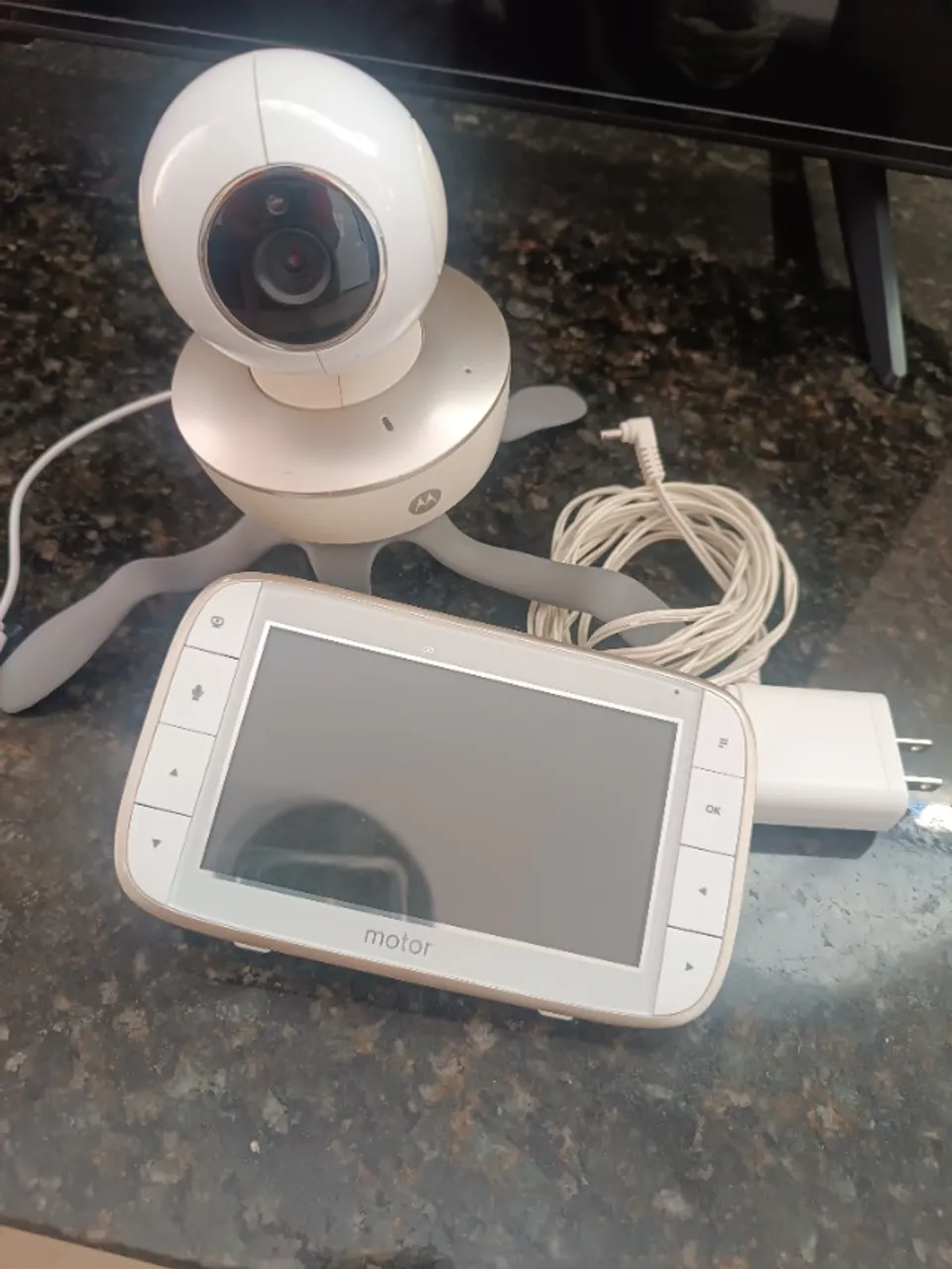 Câmera babá eletrônica