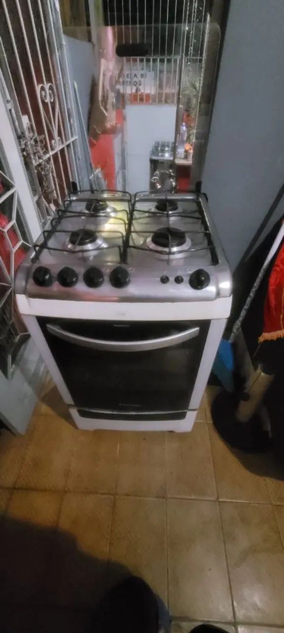 Fogão 4 bocas eletrolux com acendimento automático 