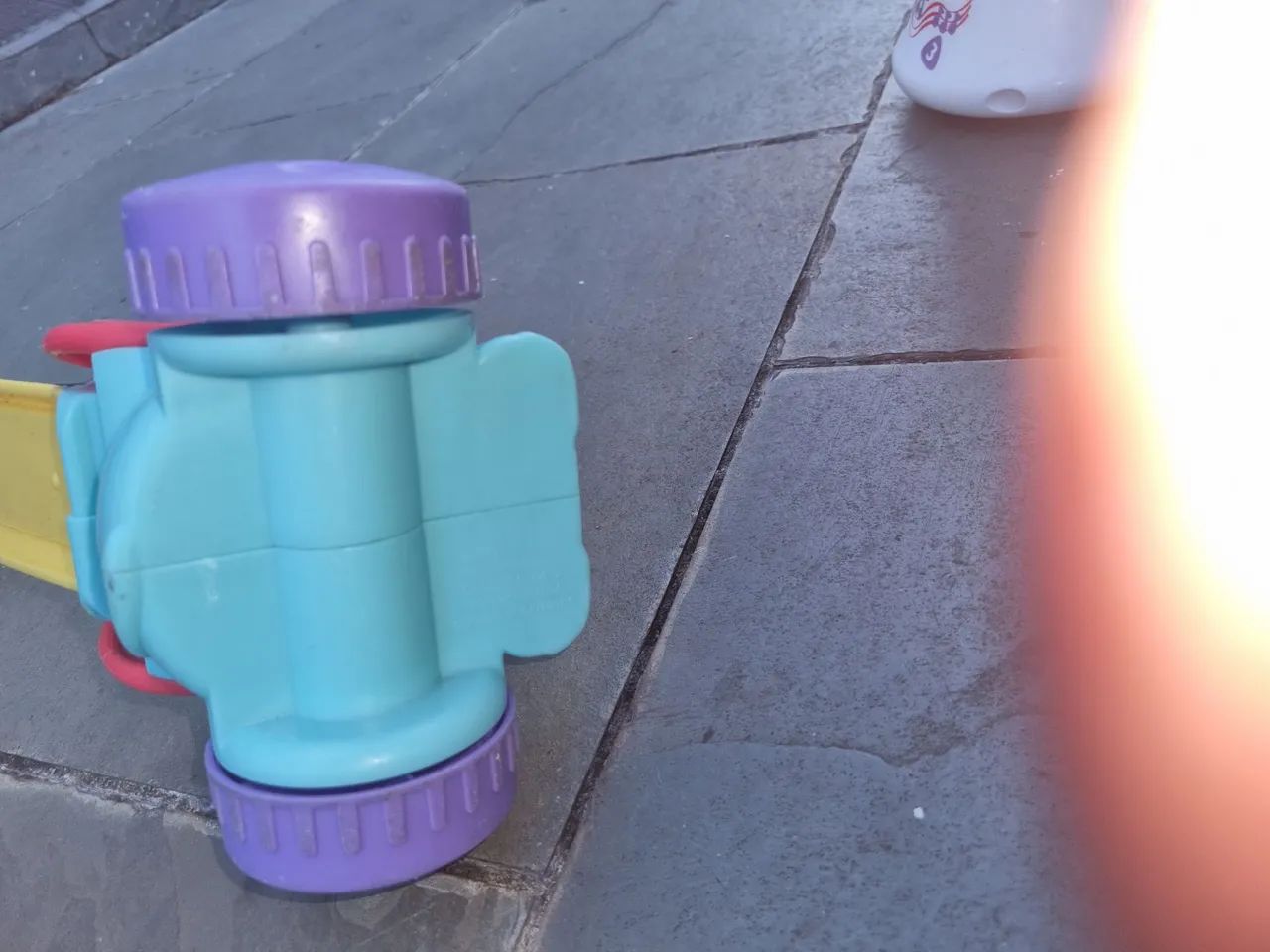 Brinquedo Fisher-Price Elefante Aspirador - Foto 4