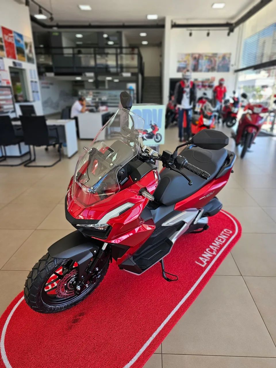 ADV 160 26/27 0KM