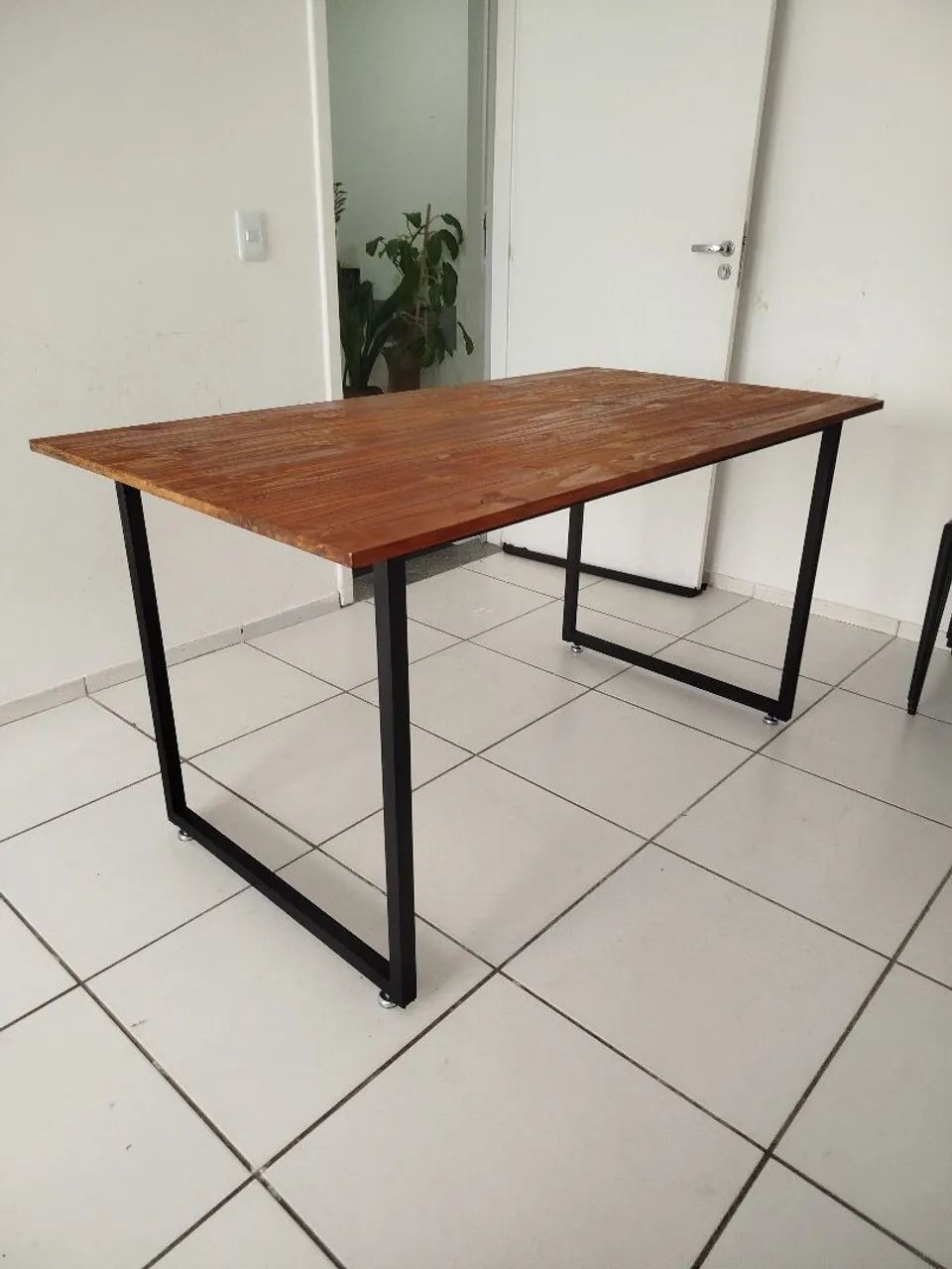 Kit Escritório com Estante e Mesa - Foto 5