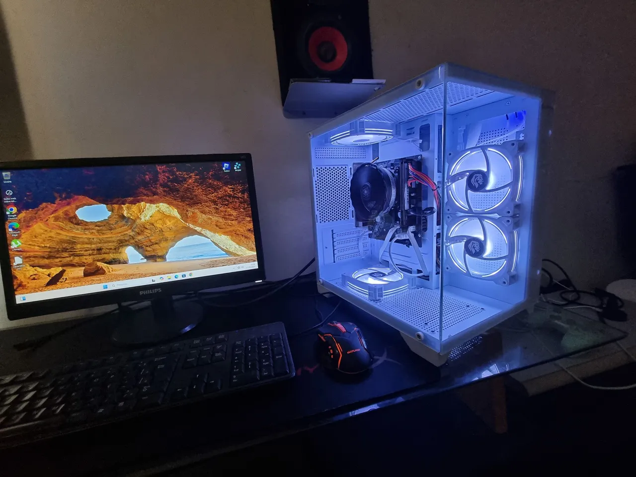 Gabinete Gamer Branco com Fans RGB