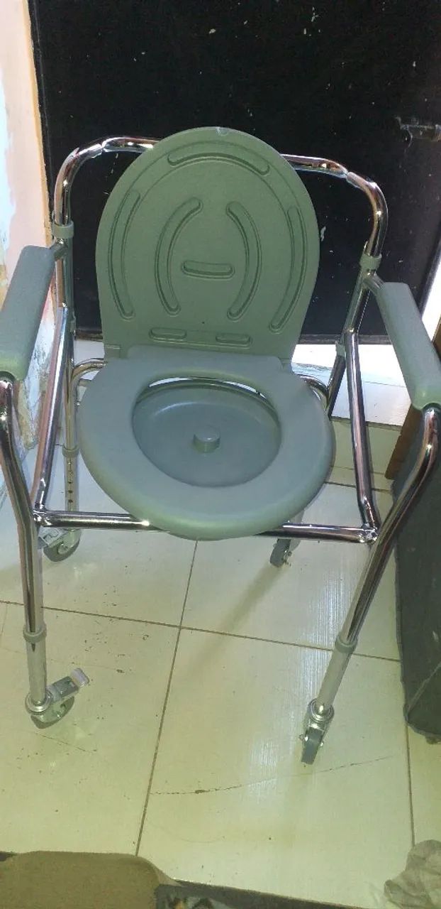 Cadeira de banho  - Foto 3