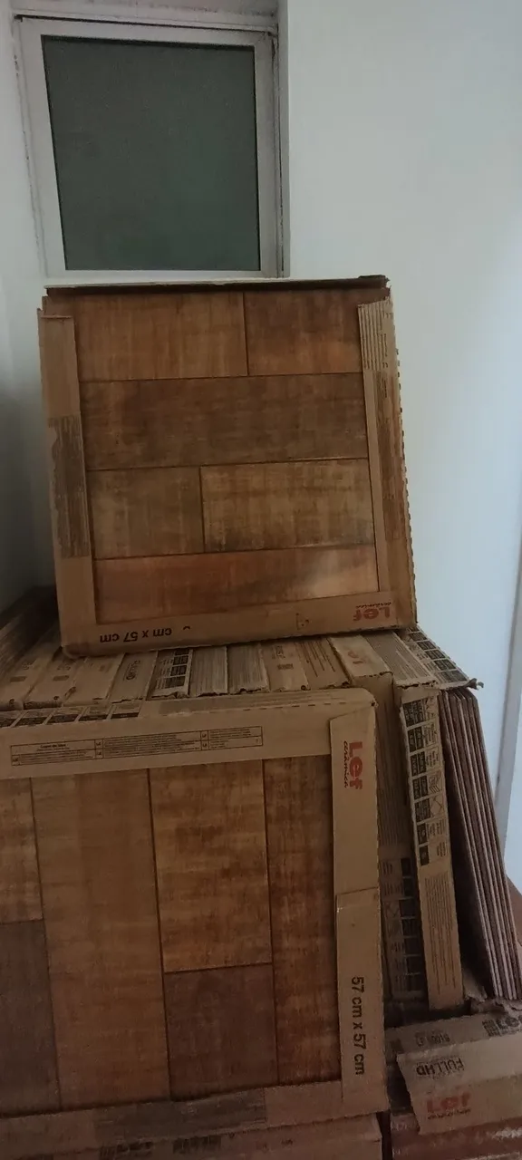 Pisos de Porcelanato Amadeirado - 57x57cm - Lef Cerâmica