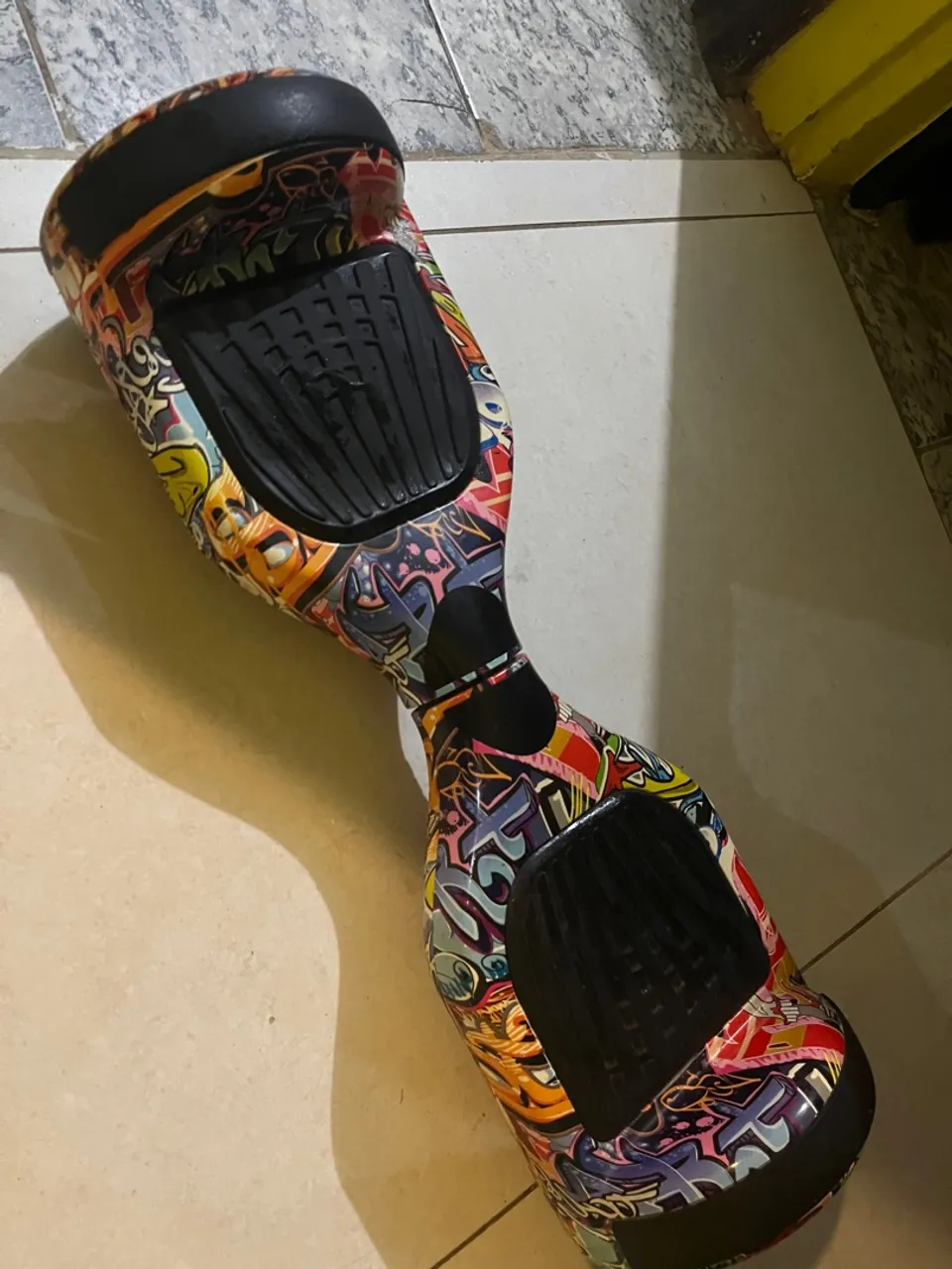 Hoverboard com design de grafite