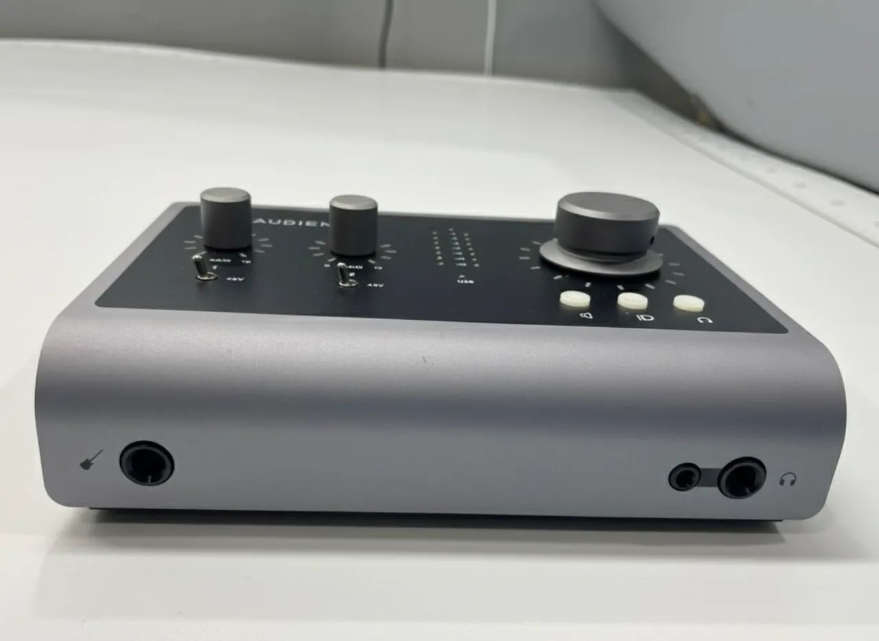 Interface de áudio - Audient ID14 Mkii - Foto 2