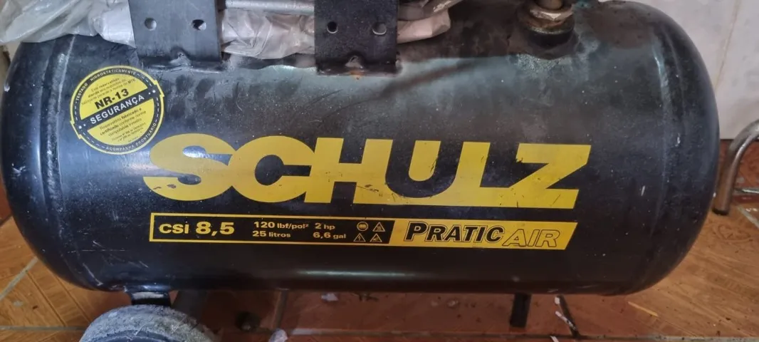 Compressor de ar Schulz 8,5, 25 litros