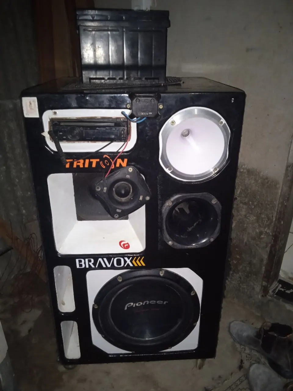 Caixa de Som Potente Personalizada com Subwoofer Pioneer