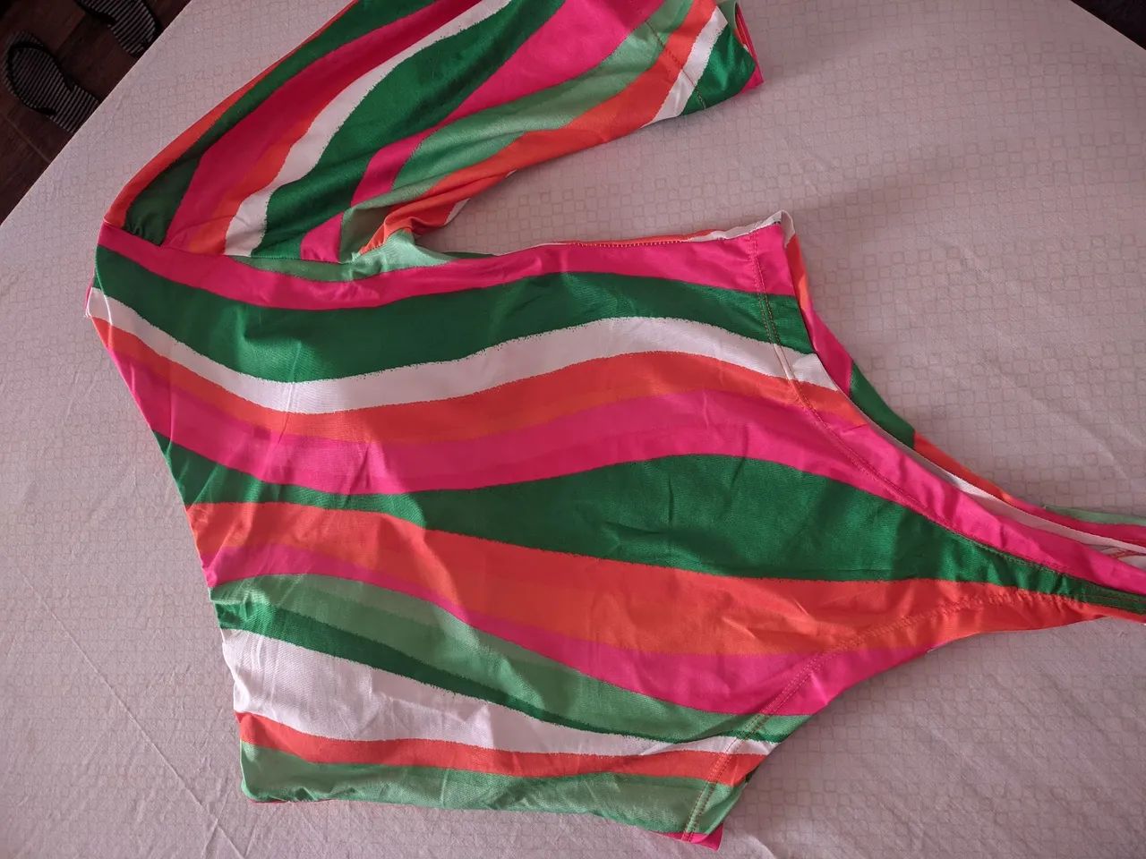 Blusa listrada colorida - Foto 2