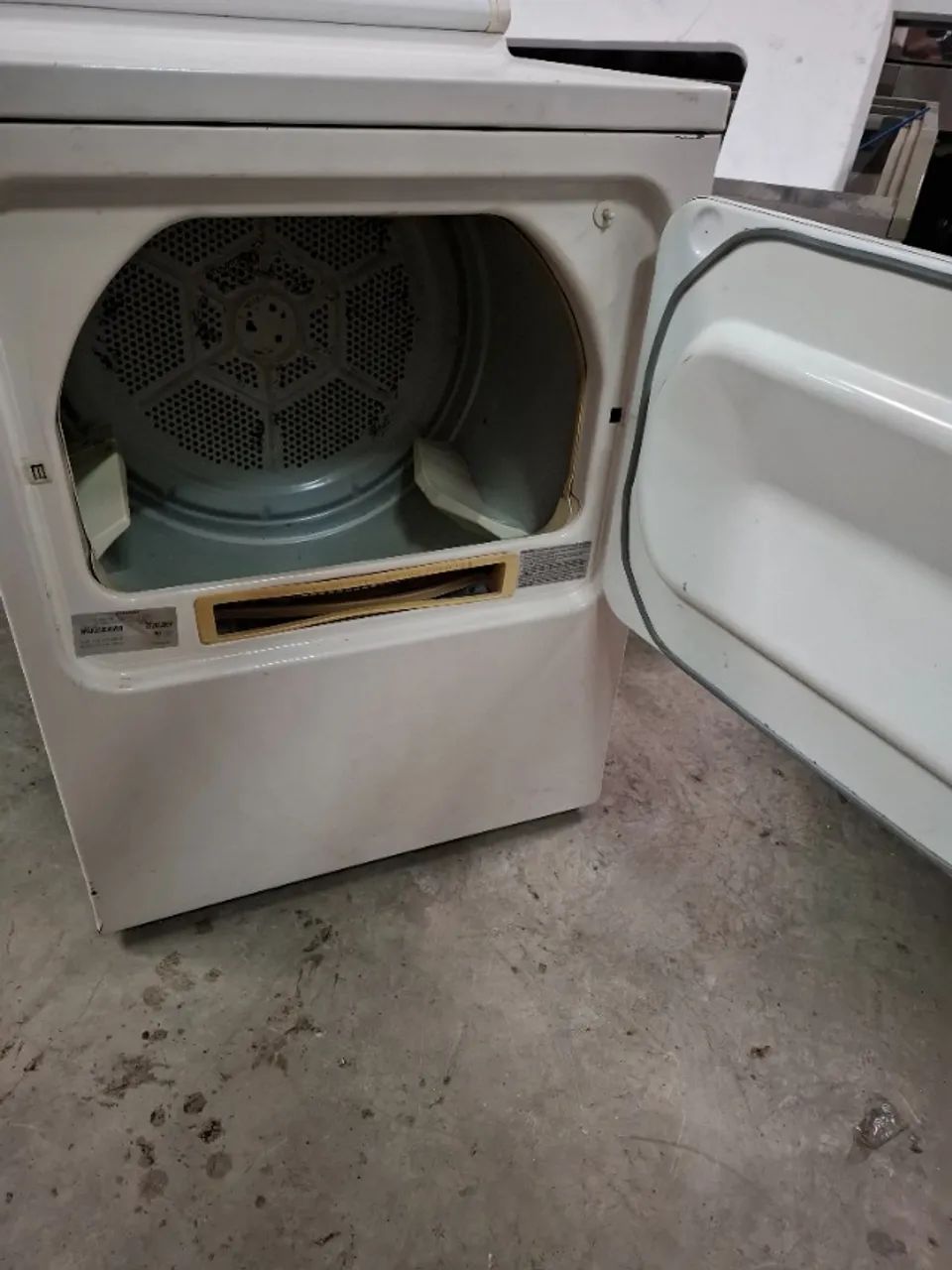 Secadora de Roupas Whirlpool 18k usada - Foto 2