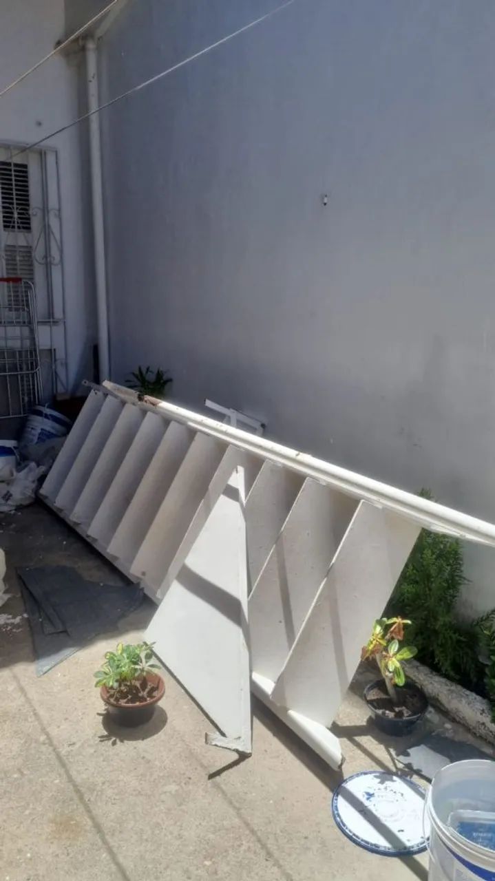 Escada metálica  - Foto 3