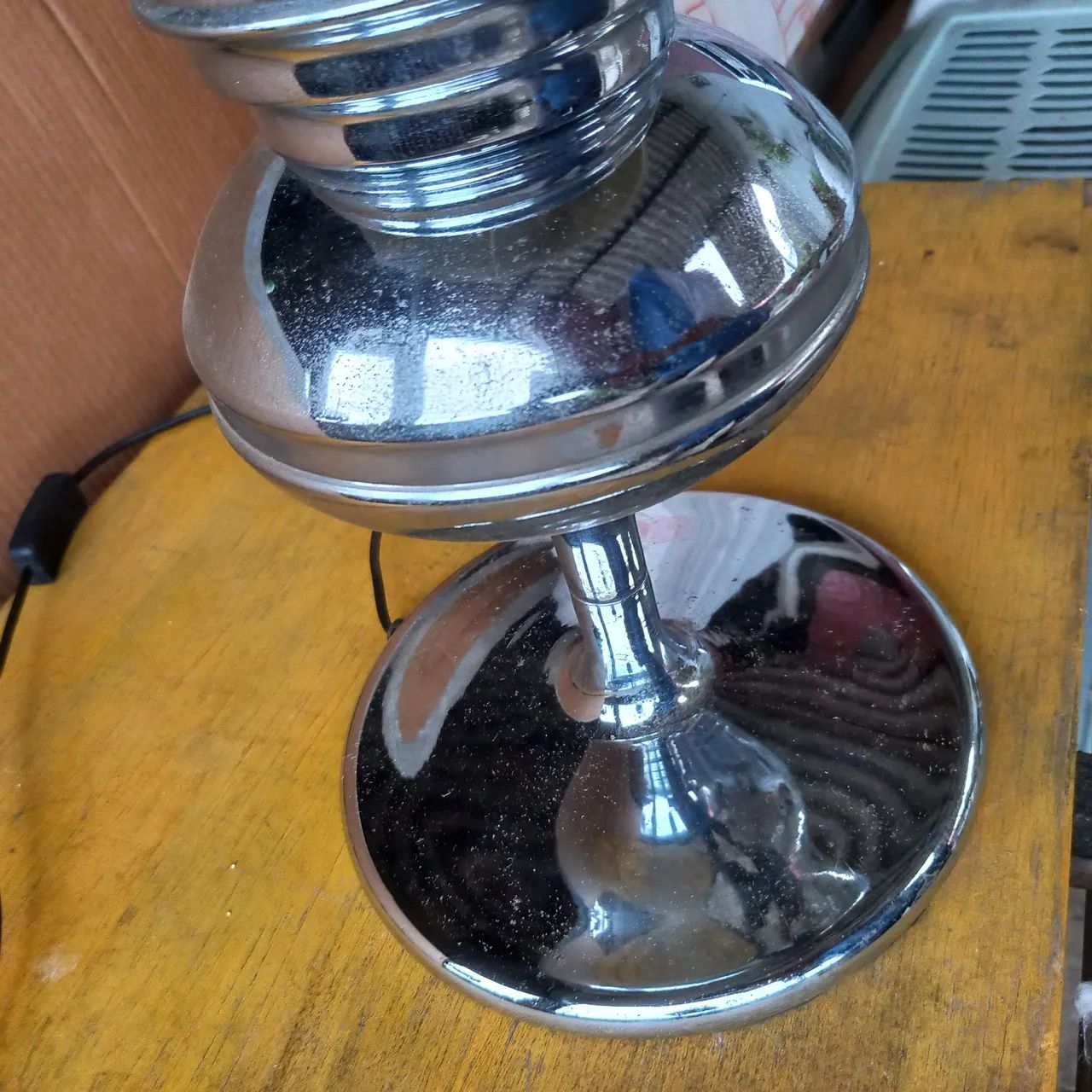 Luminária josephine chão inox bonito