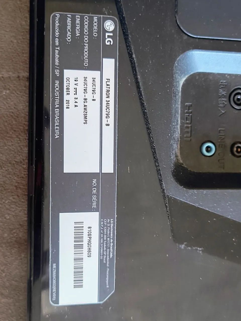 Monitor gamer LG de 34 polegadas com tela trincada no canto mas funcionando concerta . - Foto 5