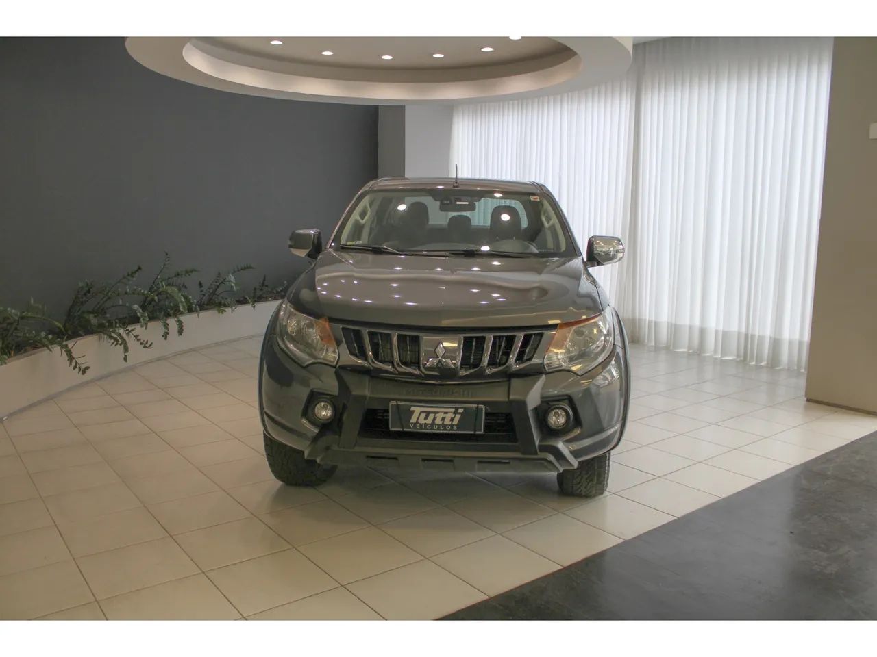 Mitsubishi L200 triton 2021 2.4 16v turbo diesel outdoor hpe cd 4x4 automático - Foto 2