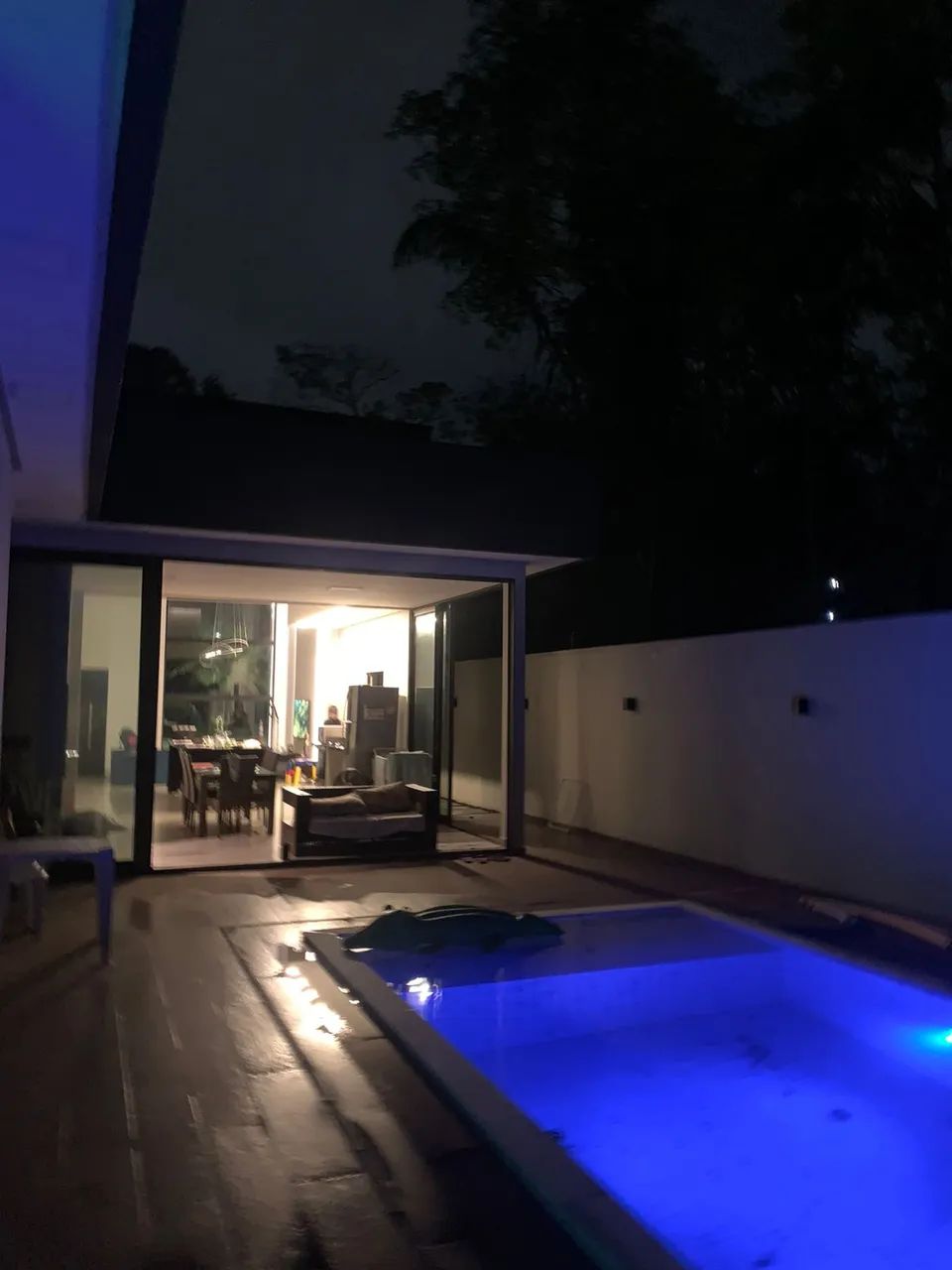 Vendo Casa Semi Mobiliada com 3 Suítes e Piscina no Condomínio Alphaville 4/ Aceita Financ - Foto 3