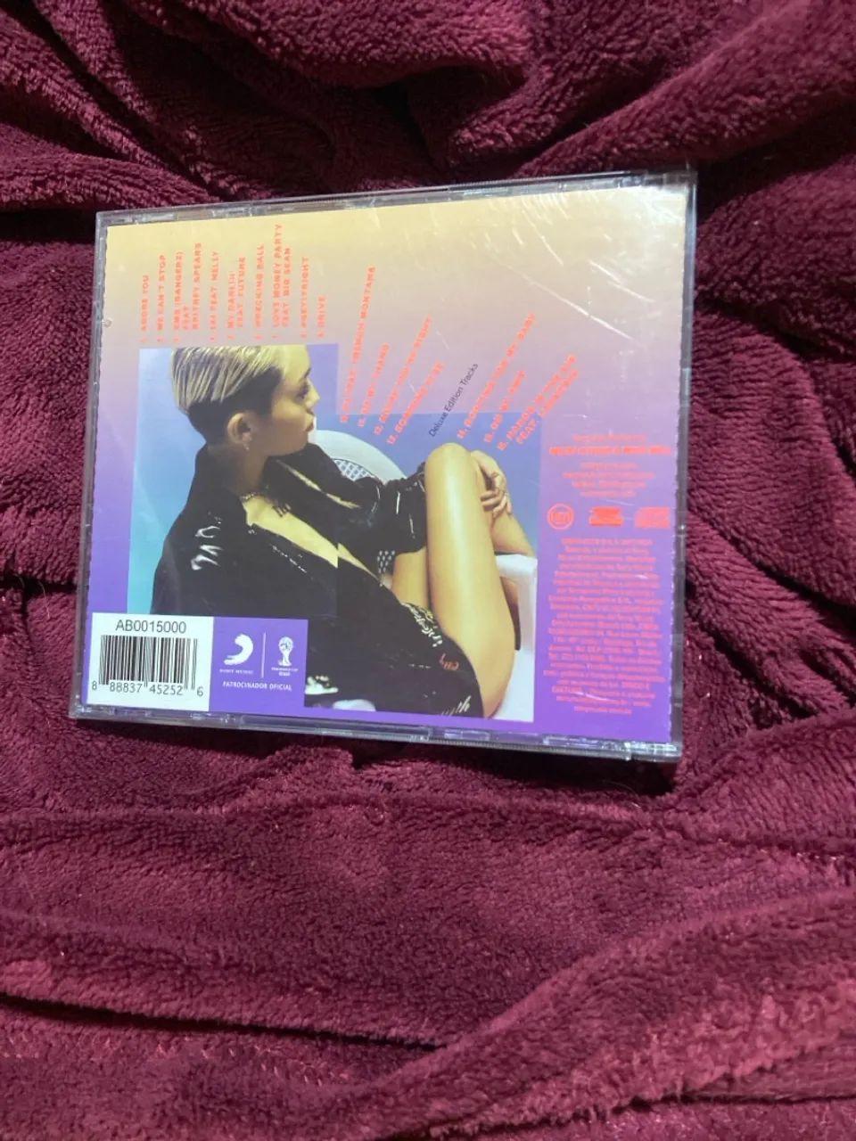 CD Miley Cyrus - Bangerz (Deluxe Edition) - Original - Foto 2