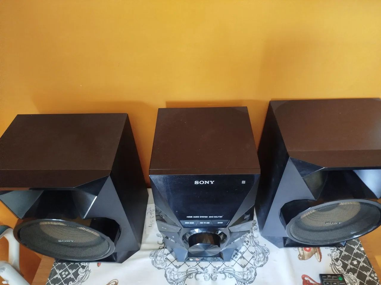Mini system sony MHC-ECL77BT
