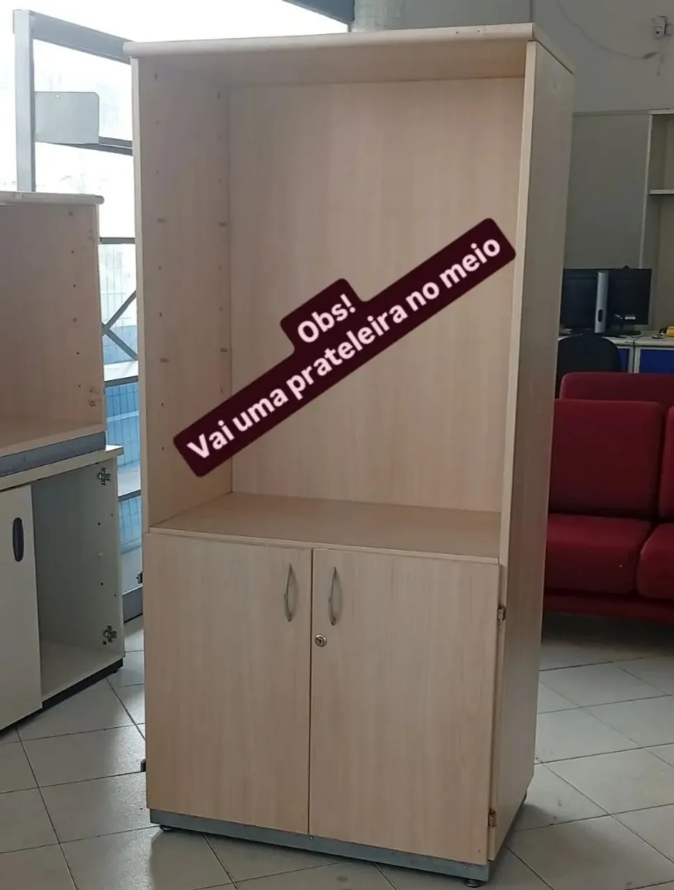 Armário de Escritório com Prateleira