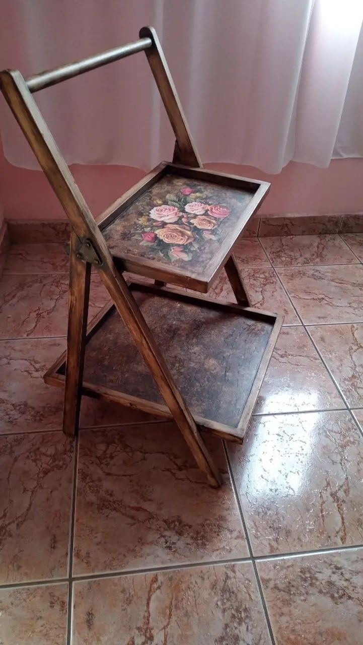 Aparador / mesinhas antigo em madeira - Foto 4