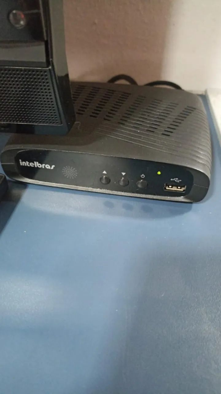 TV DE 32" COM ANTENA E RECEPTOR - Foto 4