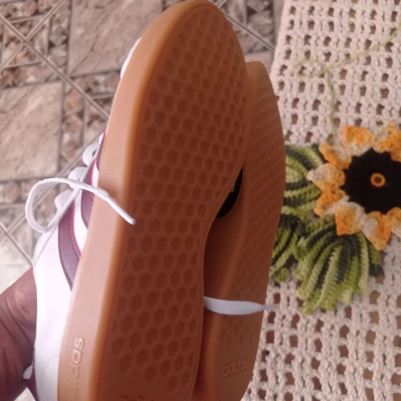 Tênis Adidas original número 39 novo  - Foto 6