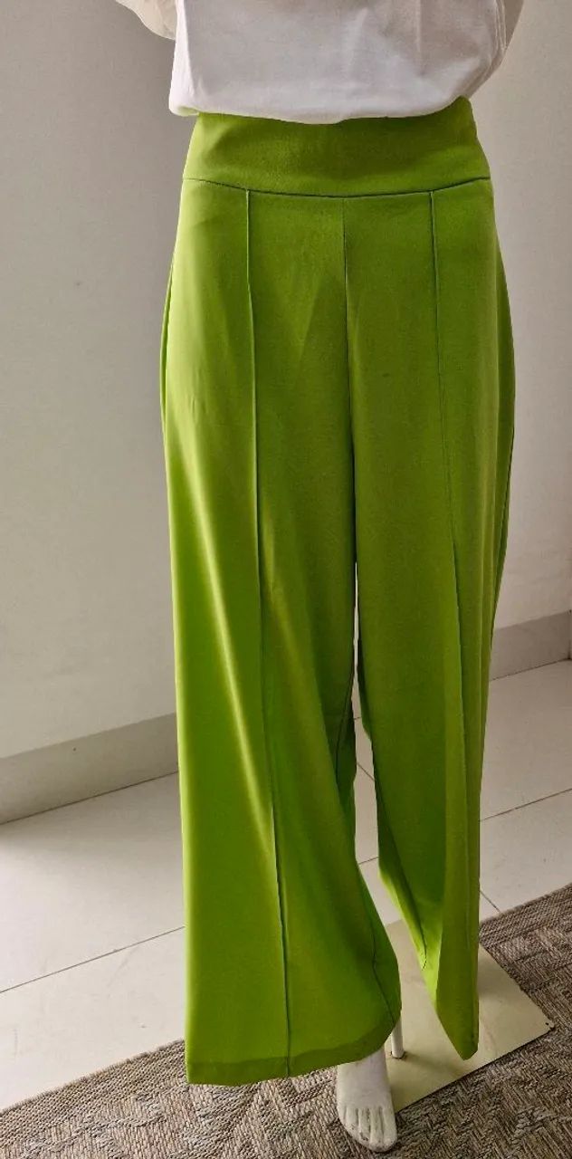 Calça Pantalona Verde - Tamanho M - Foto 3