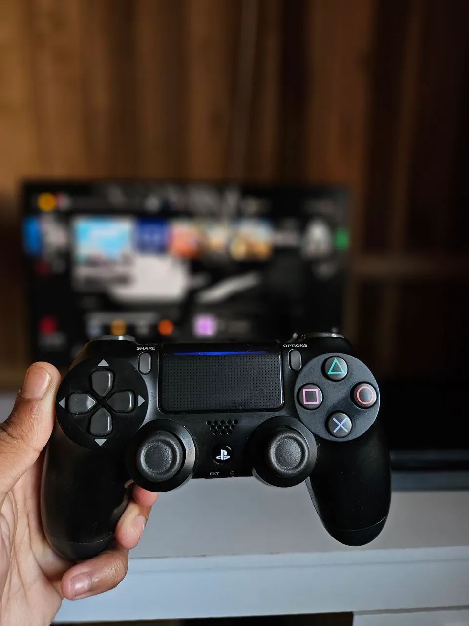 PlayStation 4 Slim 1TB + 2 Controles + Caixa Original - Ótimo Estado - Foto 3