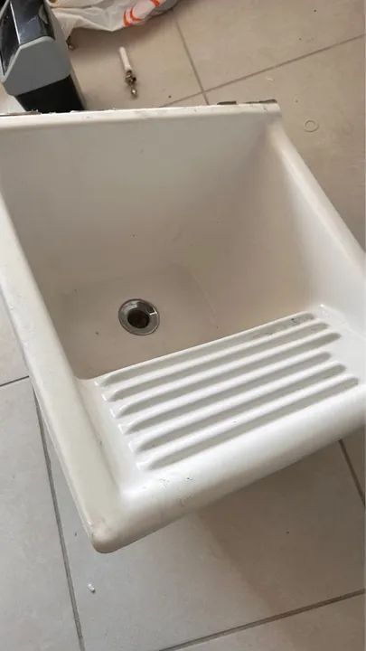 Conjunto pia de cozinha e banheiro e tanque - com torneira - Foto 2