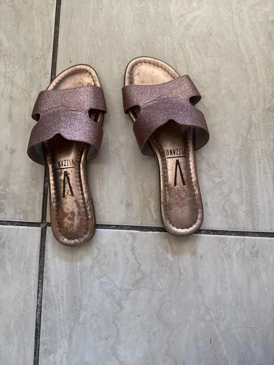 Sandália rasteirinha Vizzano glitter rose