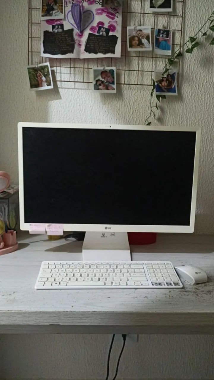 PC All-in-One LG (Core i5, 8GB, 1TB) Branco! Home Office