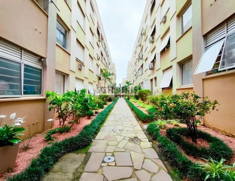 IMOBILIÁRIA SCHOTKIS VENDE EXCELENTE APARTAMENTO DE 03 DORMITÓRIOS, DESOCUPADO, DE FRENTE,