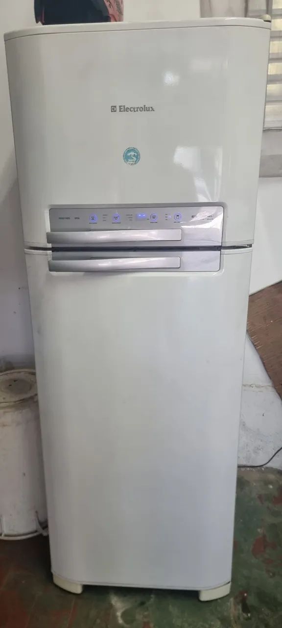 Geladeira elettolux
