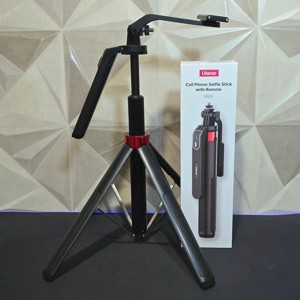 Tripé Ulanzi Extensivo com controle para celular  - Foto 2