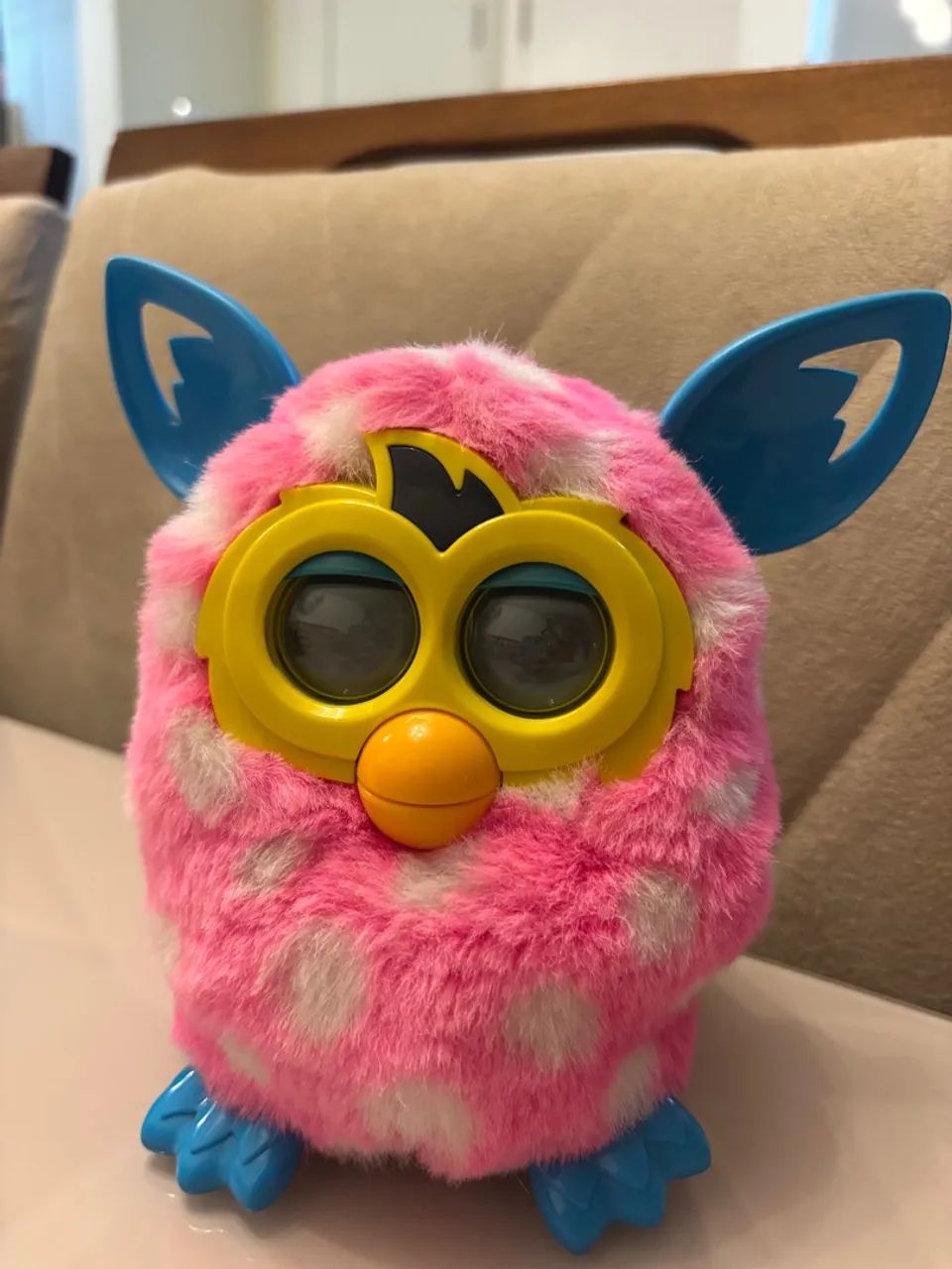 Furby rosa com bolinhas - Brinquedo eletrônico