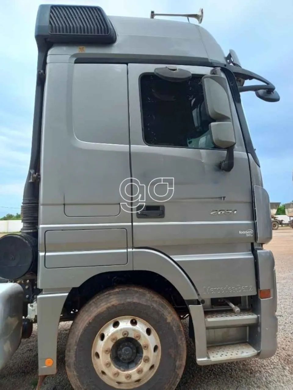 MB 2651 LS - teto alto - IPVA 25 pago - Foto 6