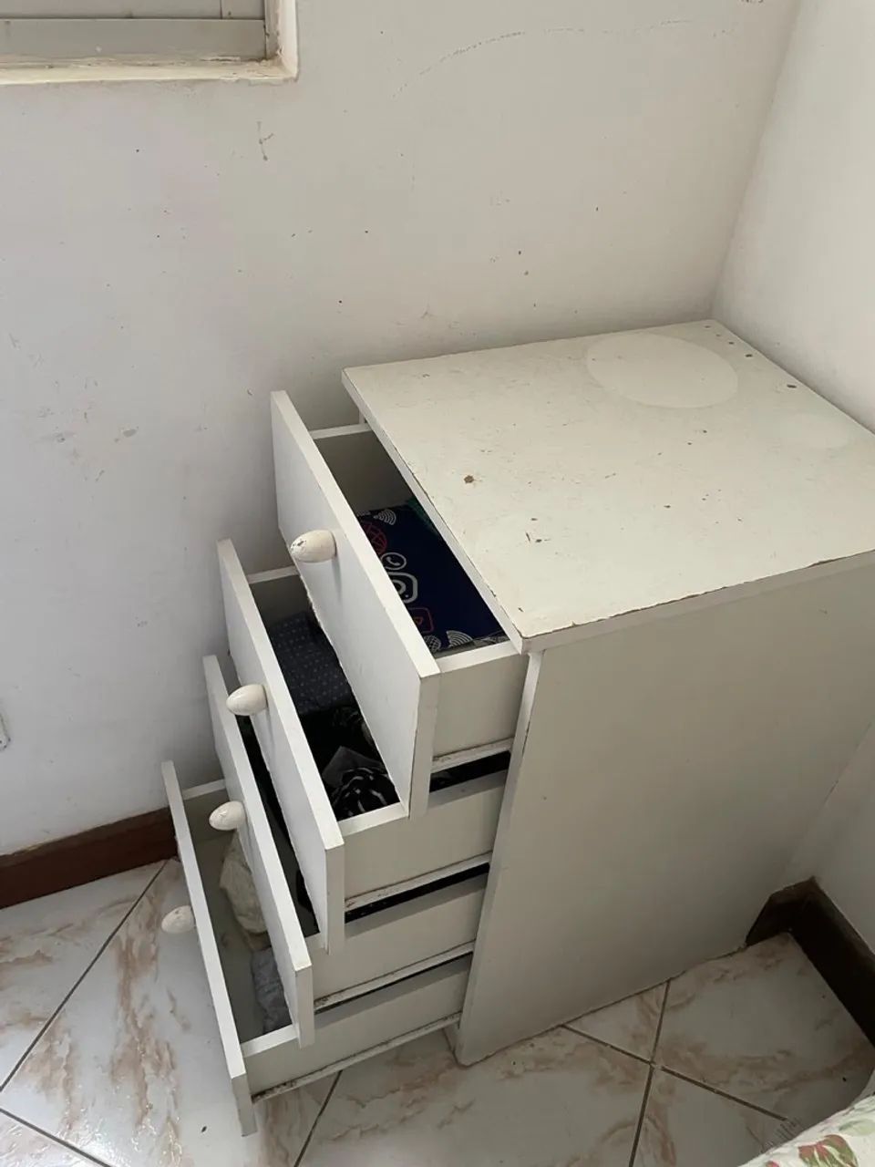 Penteadeira branca de madeira - Foto 2