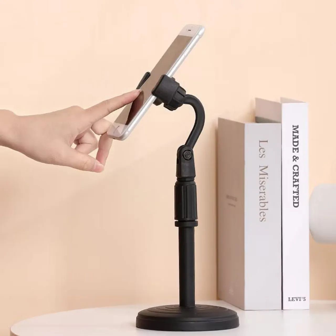 Suporte Tripé 360° Ideal Para Gravação de Vídeos Para Mesa Com Mini Pedestal Ajustável - Foto 2