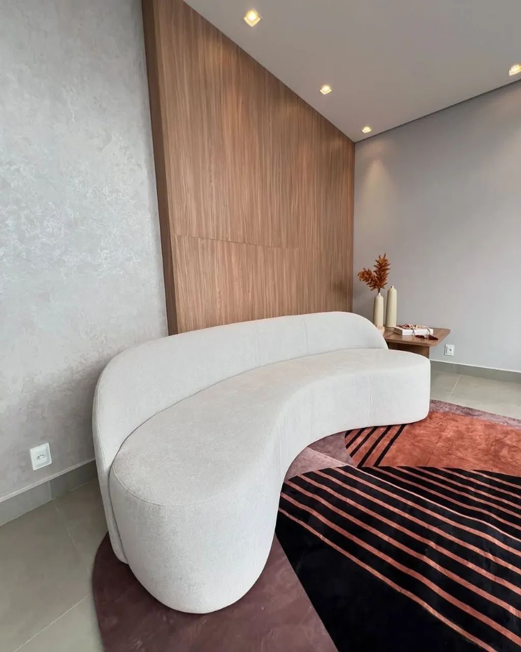 Sofá Curvado Moderno Verde Claro - Foto 4