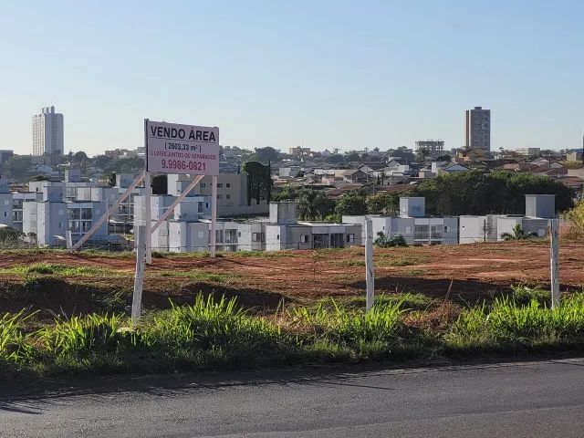VENDO 2 LOTES NA AV. DO COMBOIO 2.603,33m² - Foto 3
