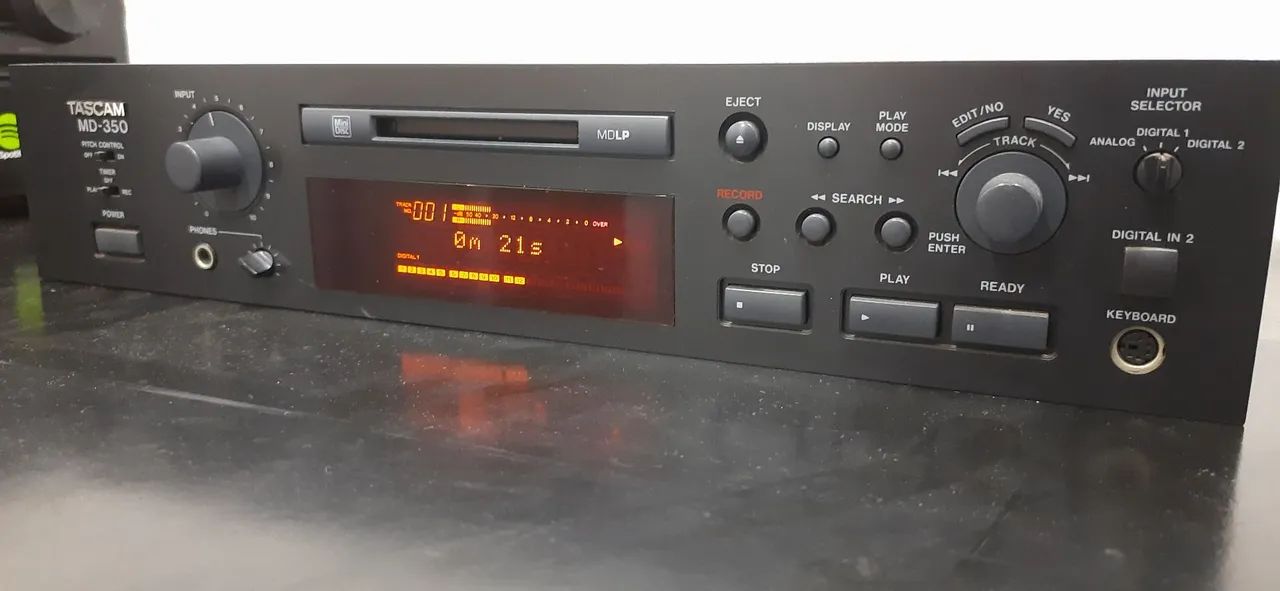 Tascam MD-350 MiniDisc Recorder / Player 2U - ATRAC v3, Auto Cue