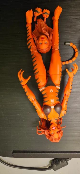 Bonecos Marvel Legends reservado para Ben 10.000 - Foto 6