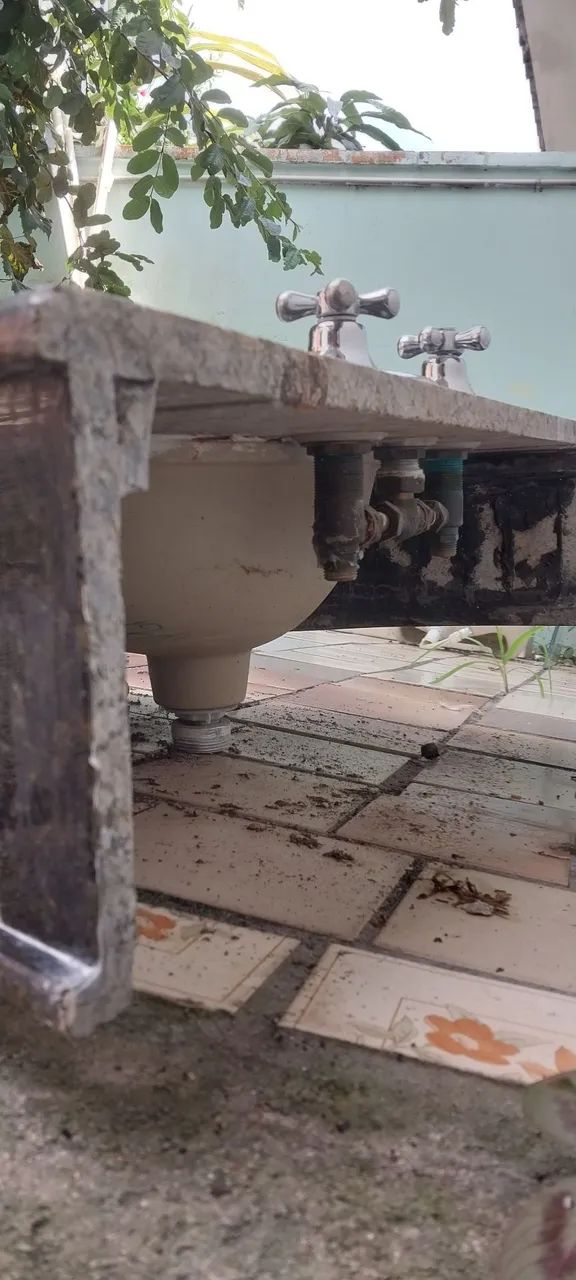 Pia de granito com cuba branca  - Foto 4