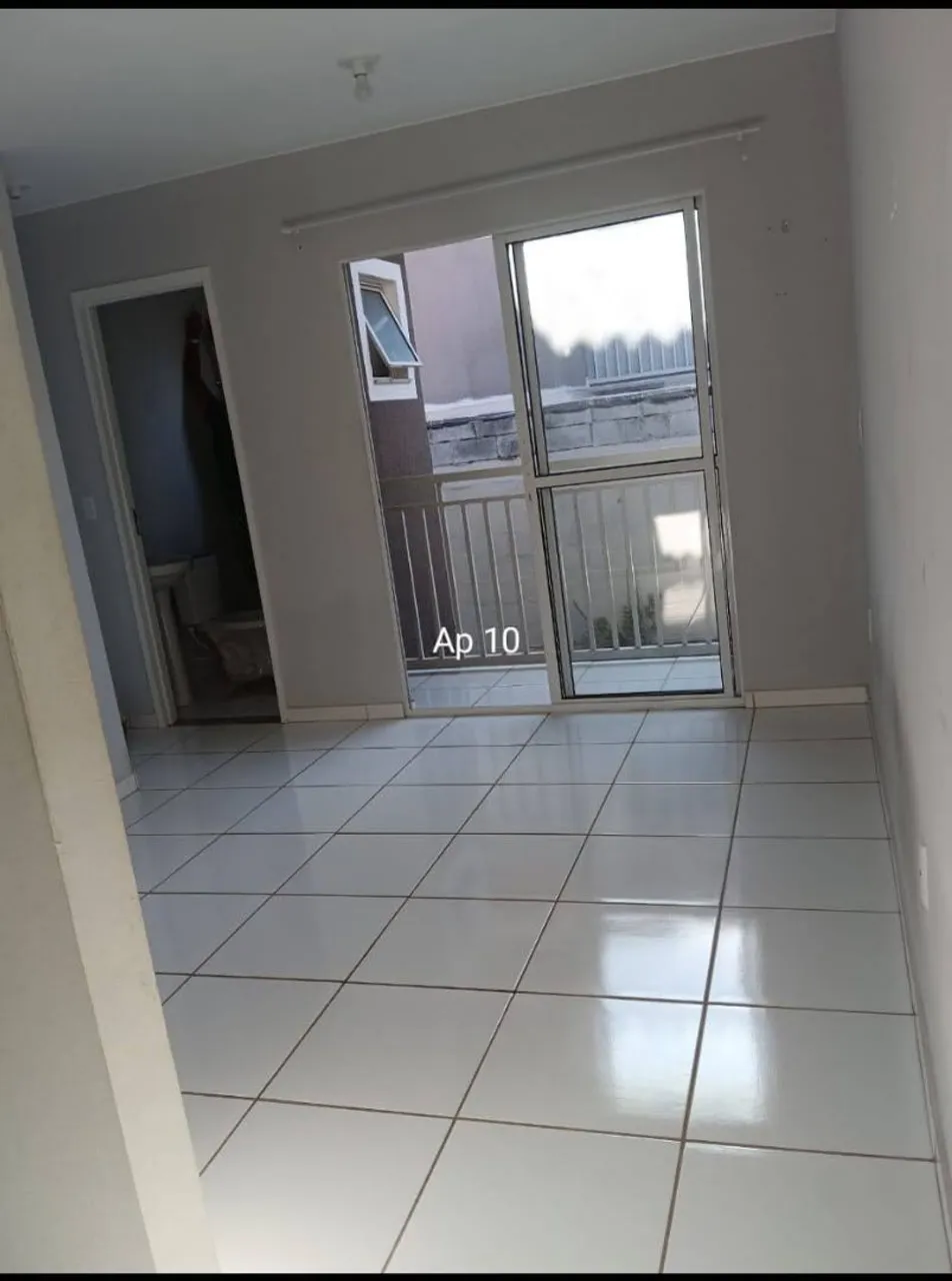 Alugo apartamento no Varandas IV em Valparaíso de Goiás