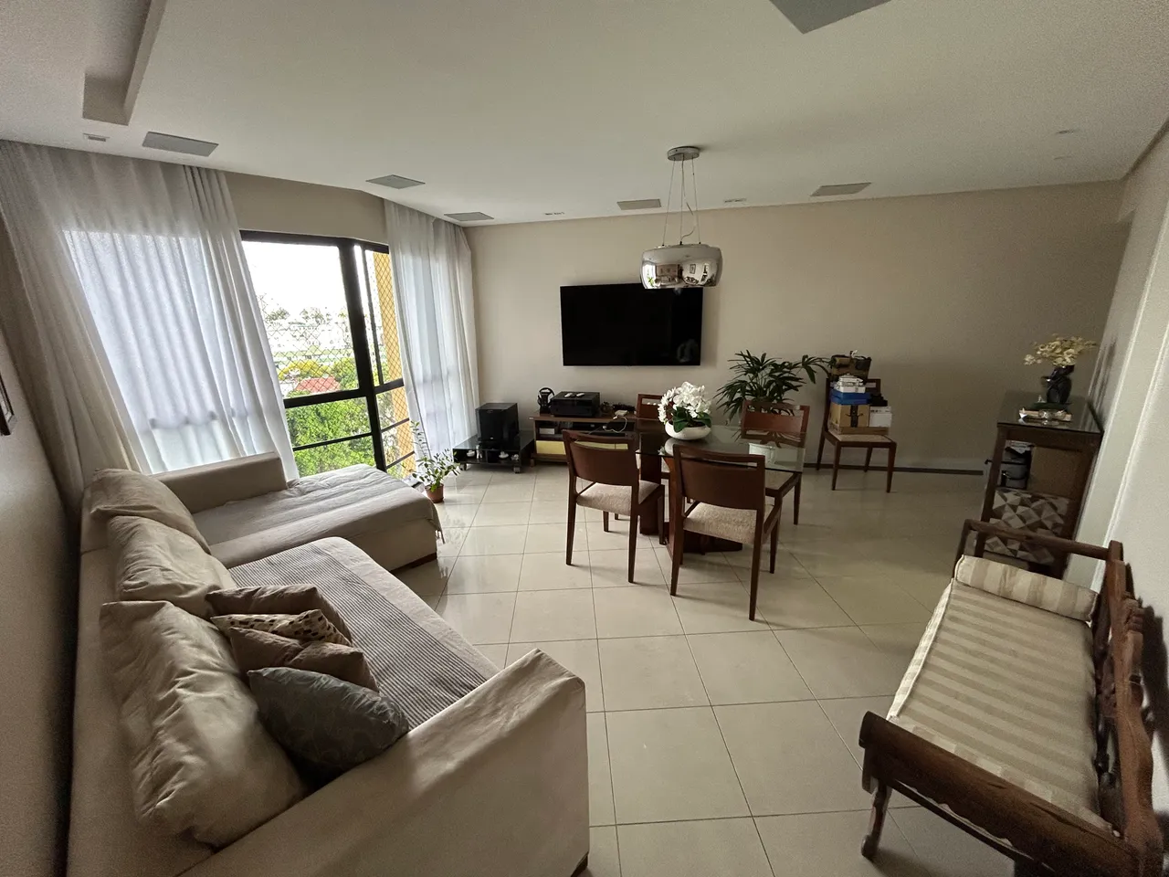 Apartamento para venda tem 98 metros quadrados com 3 quartos em Brotas - Salvador - Bahia