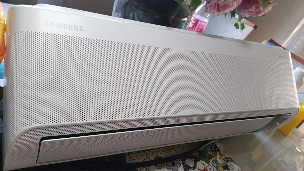 Ar Condicionado Split WindFree Samsung 12 mil btus novo praticamente 2400 instalado  - Foto 5