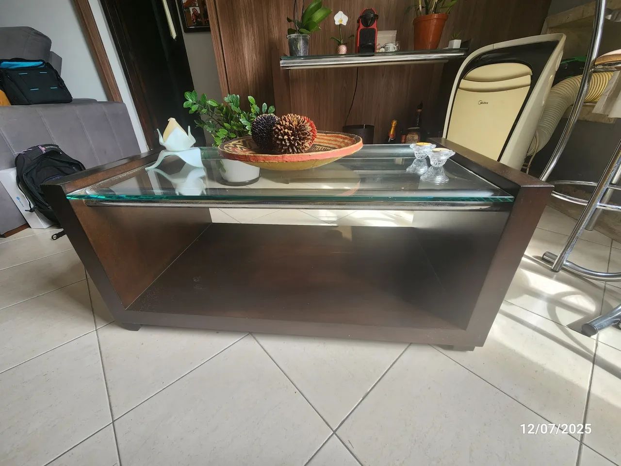 Mesa de Centro Moderna em Madeira e Vidro - Foto 2